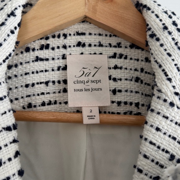 Cinq a sept Elegant Black and White Women's Jacket like new - Picture 2 of 6